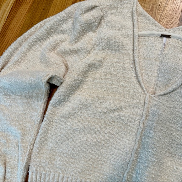 Free People Reverie Sweater Cream V-Neck Pullover Size S - Picture 7 of 9